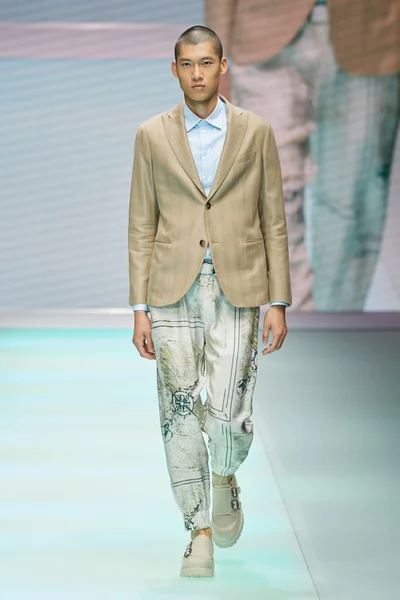 Look 54
